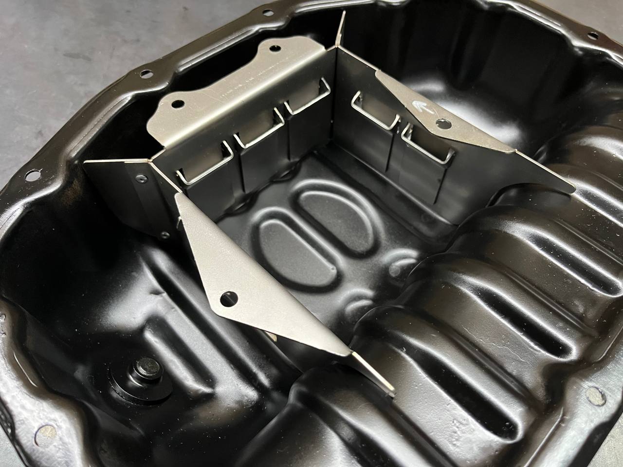 3UZ-FE VVTI Lexus LS430 Rear Sump Oil Pan Baffle Anti Oil Starvation Upgrade