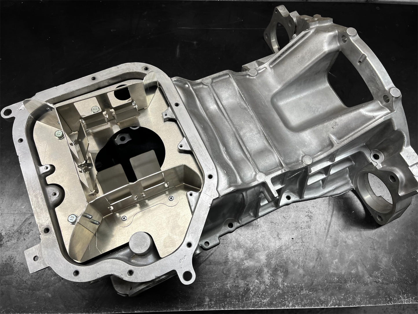 VQ35DE 2003–2006 Nissan 350Z / Infiniti G35 (RWD Only) Oil Pan Baffle Anti Oil Starvation Upgrade