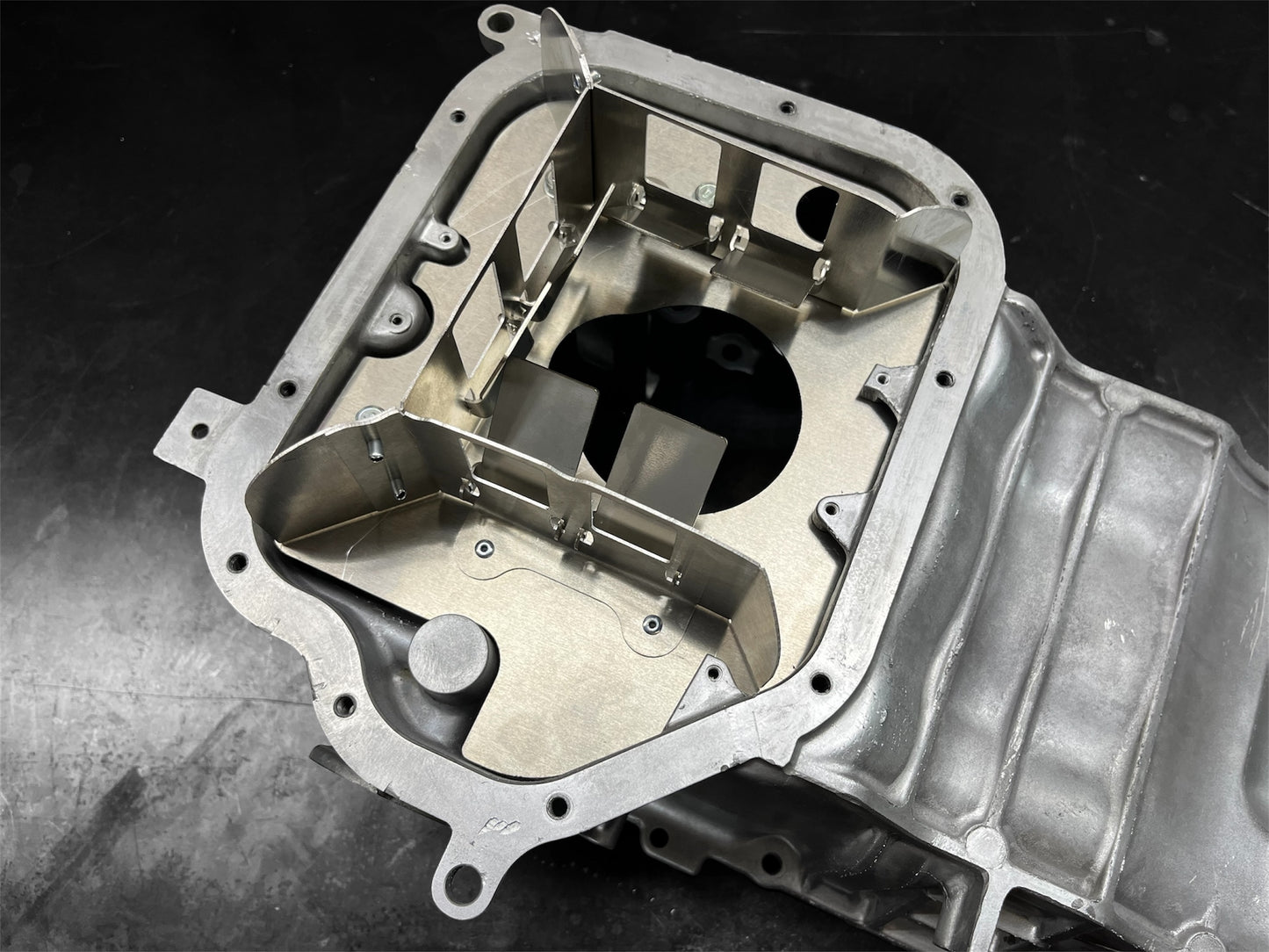 VQ35DE 2003–2006 Nissan 350Z / Infiniti G35 (RWD Only) Oil Pan Baffle Anti Oil Starvation Upgrade