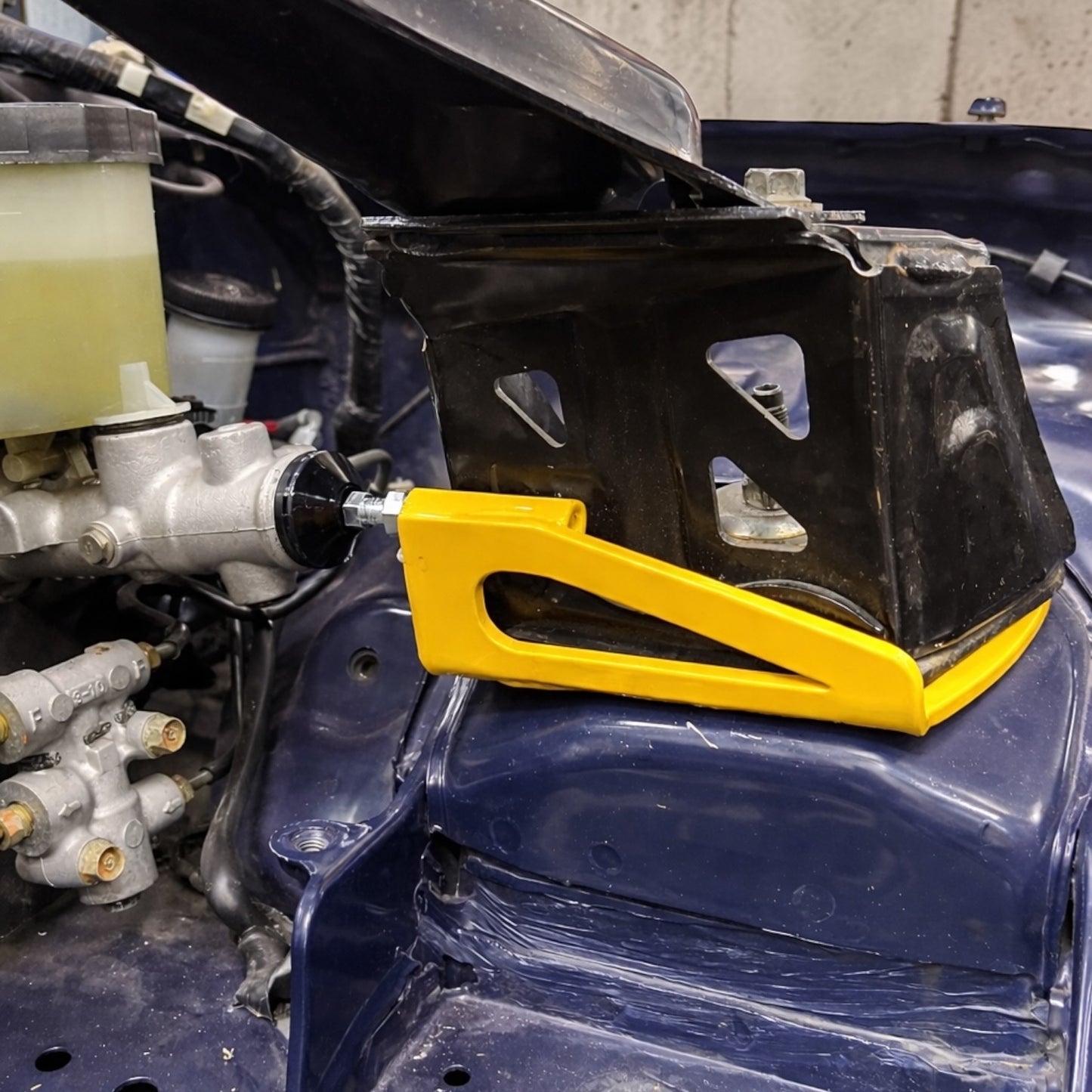 1989-2005 Mazda MX-5 Miata NA NB Mk1/Mk2 Brake Master Cylinder Stopper Brace