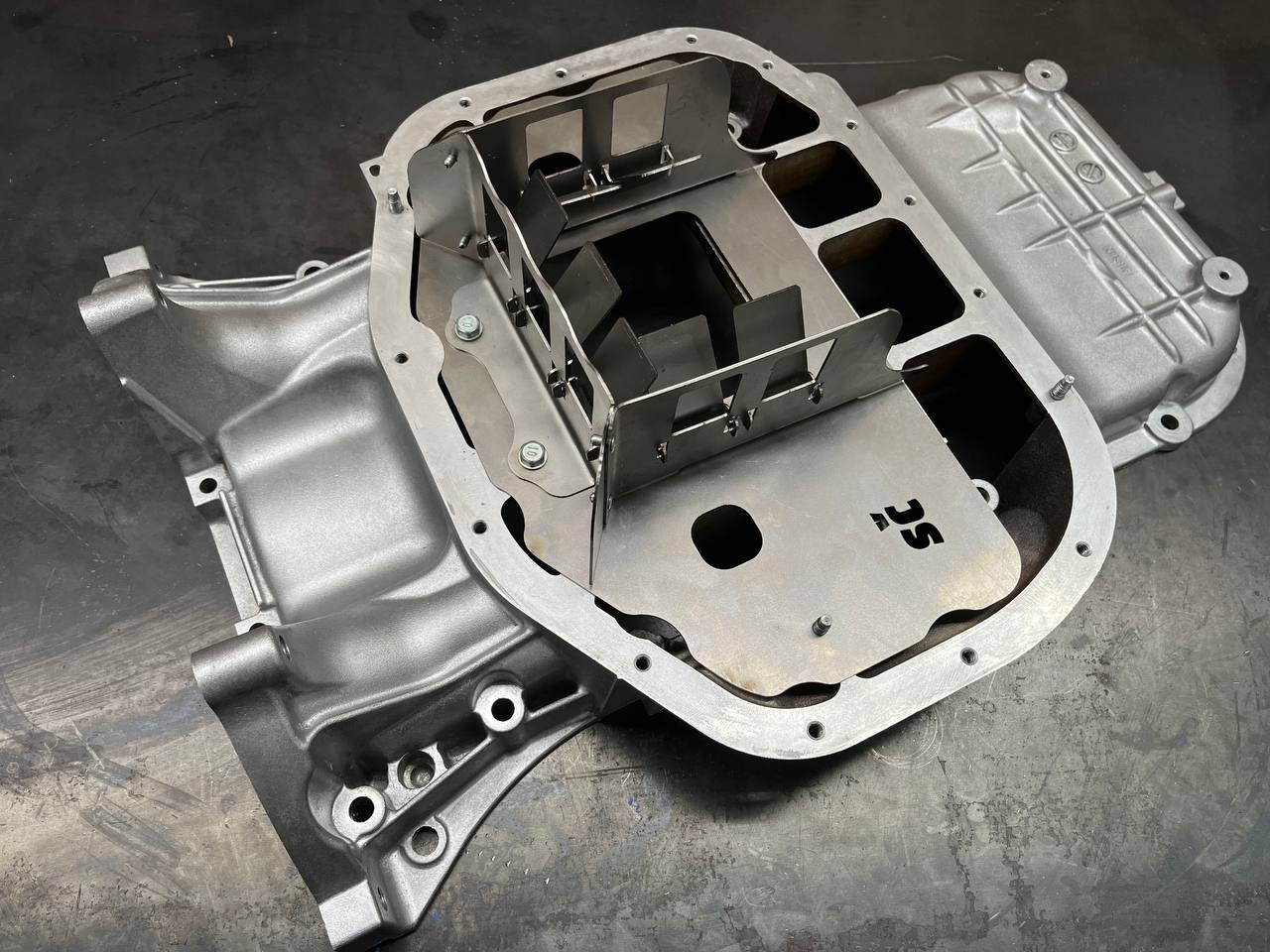 3UZ-FE VVTI Lexus LS430 Rear Sump Oil Pan Baffle Anti Oil Starvation Upgrade